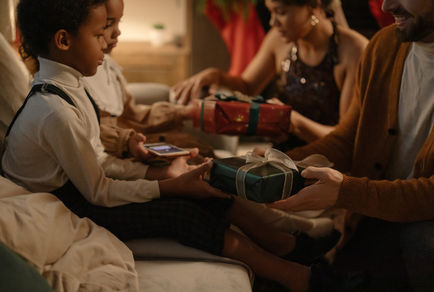 2024 Holiday RR Hero